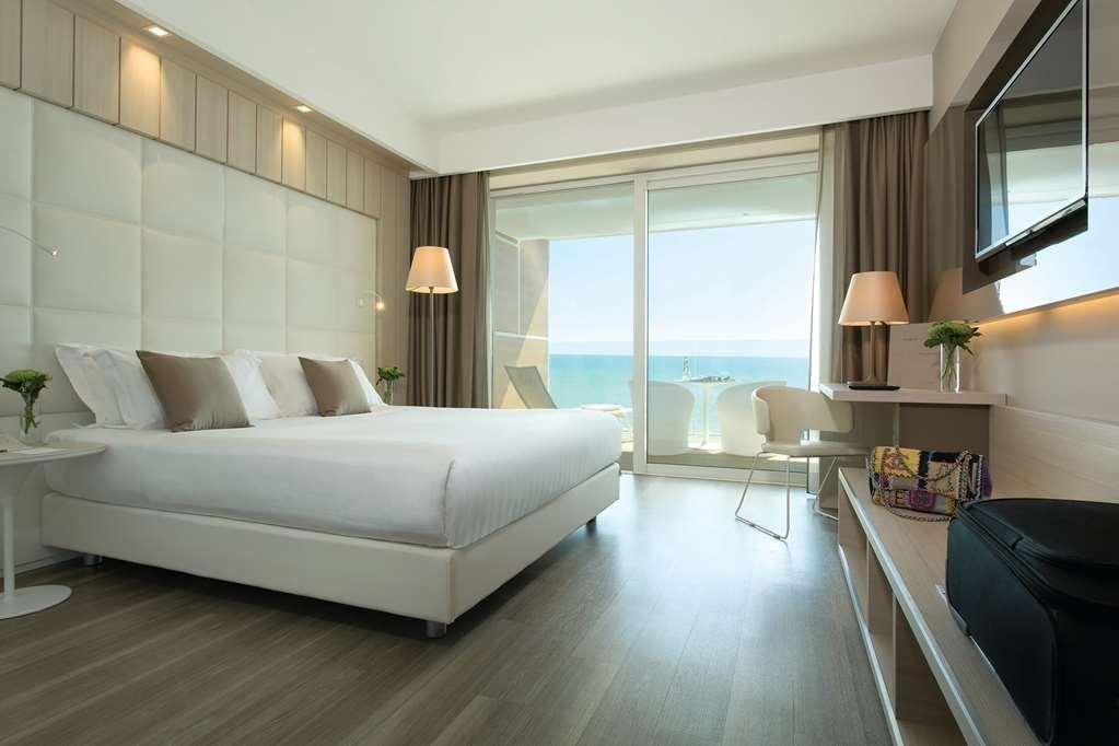 Almar Jesolo Resort And Spa Room photo